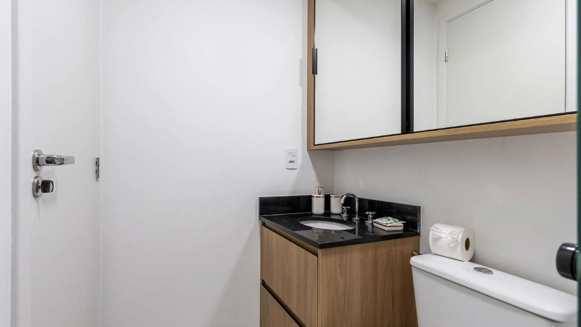 Apartment By Dh:Studio Completo Para 3 Pessoas Com Coworking Sao Paulo Brazil